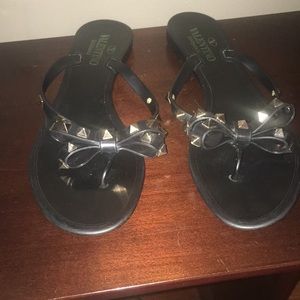 ‼️SOLD‼️ Valentino Rockstud Thong Sandals